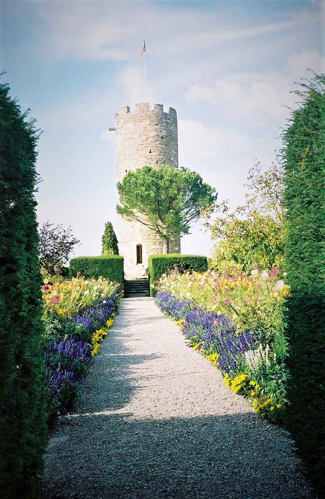 Garden at Turenne
                    Castle